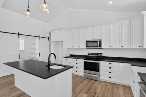 Tiny photo for 1257 N 1350 E, Mapleton, UT 84664 (MLS # 2176551)