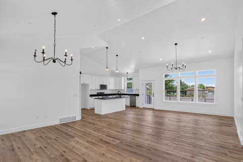 Tiny photo for 1257 N 1350 E, Mapleton, UT 84664 (MLS # 2176551)