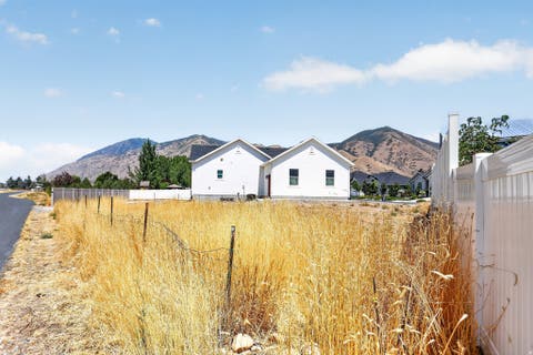 Tiny photo for 1257 N 1350 E, Mapleton, UT 84664 (MLS # 2176551)