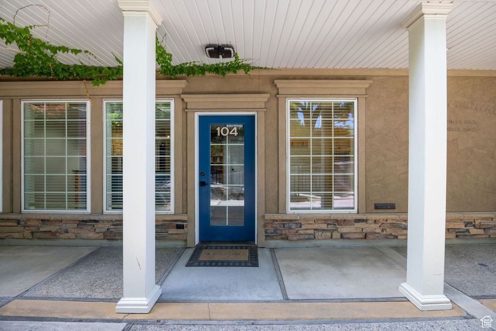 Photo of 104 E 200 N, Logan, UT 84321 (MLS # 2112682)