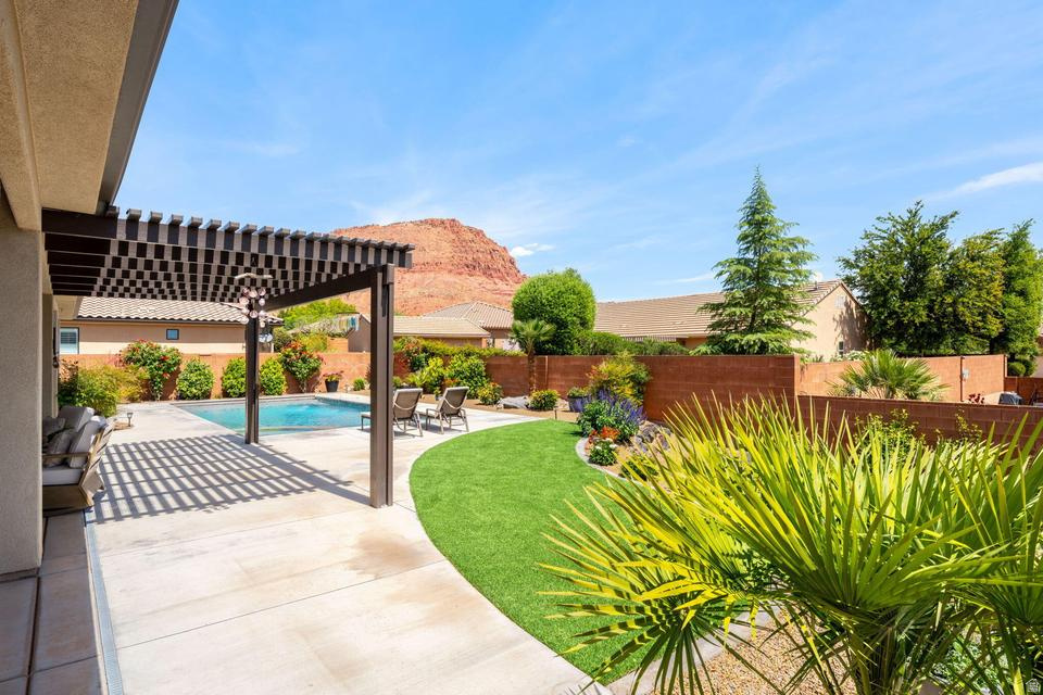 SANTARRA ESTATES - Residential