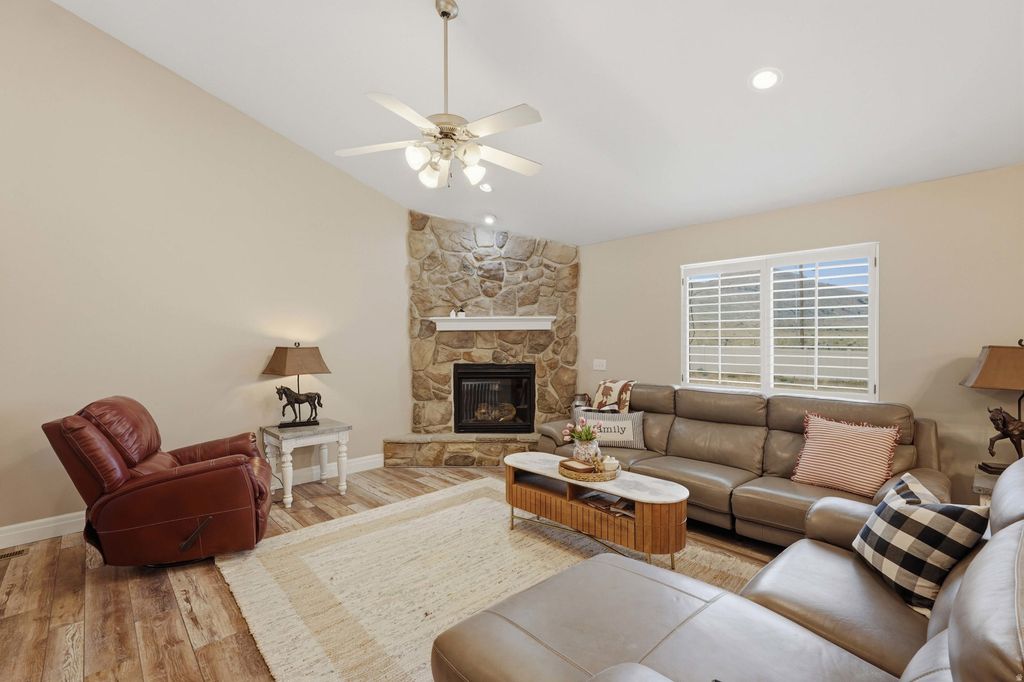 Photo of 9317 N SUNSET DR, Thatcher, UT 84337 (MLS # 2155837)