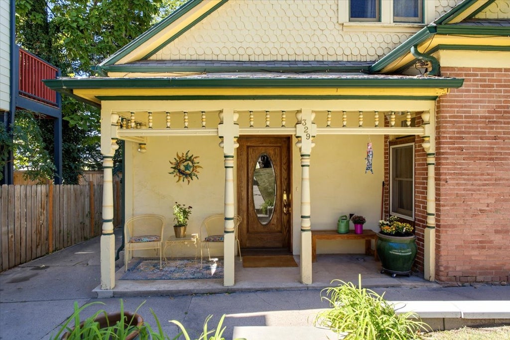 Photo of 329 N ALMOND ST W, Salt Lake City, UT 84103 (MLS # 2184806)