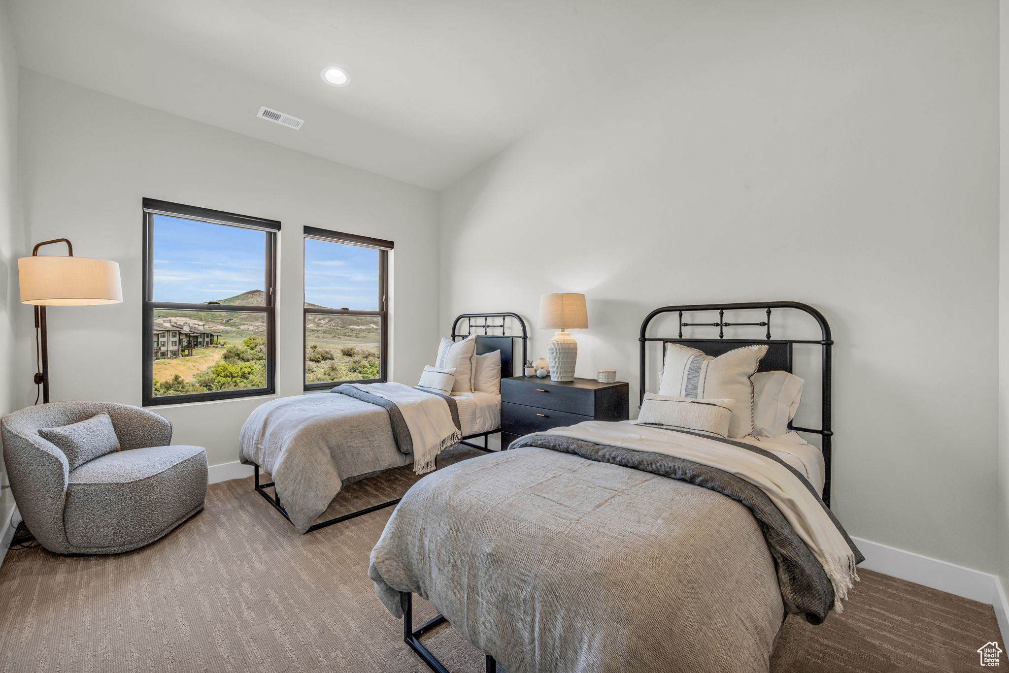 Heber City, Utah 84032, United States, 4 Bedrooms Bedrooms, ,4 BathroomsBathrooms,Residential,Pending,25648