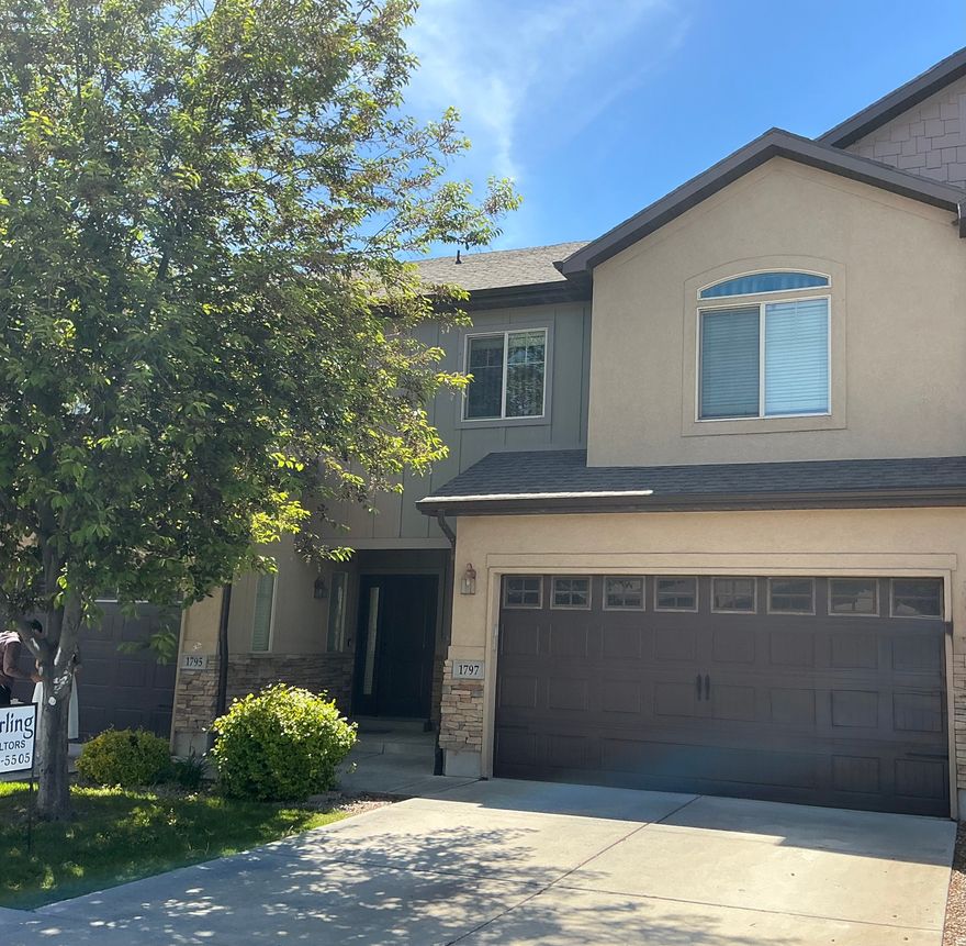 Bankruptcy sales are priced to be under contract within 2 weeks. Priced $5,000 and $10,000 below 2 sales pending one block away (see attached comparables).  $10,000 in seller paid closing costs for an offer accepted by May 19.  Square footage total is from the county assessor but the square footage per floor is an estimate.  AGENTS MUST READ AGENT REMARKS..
