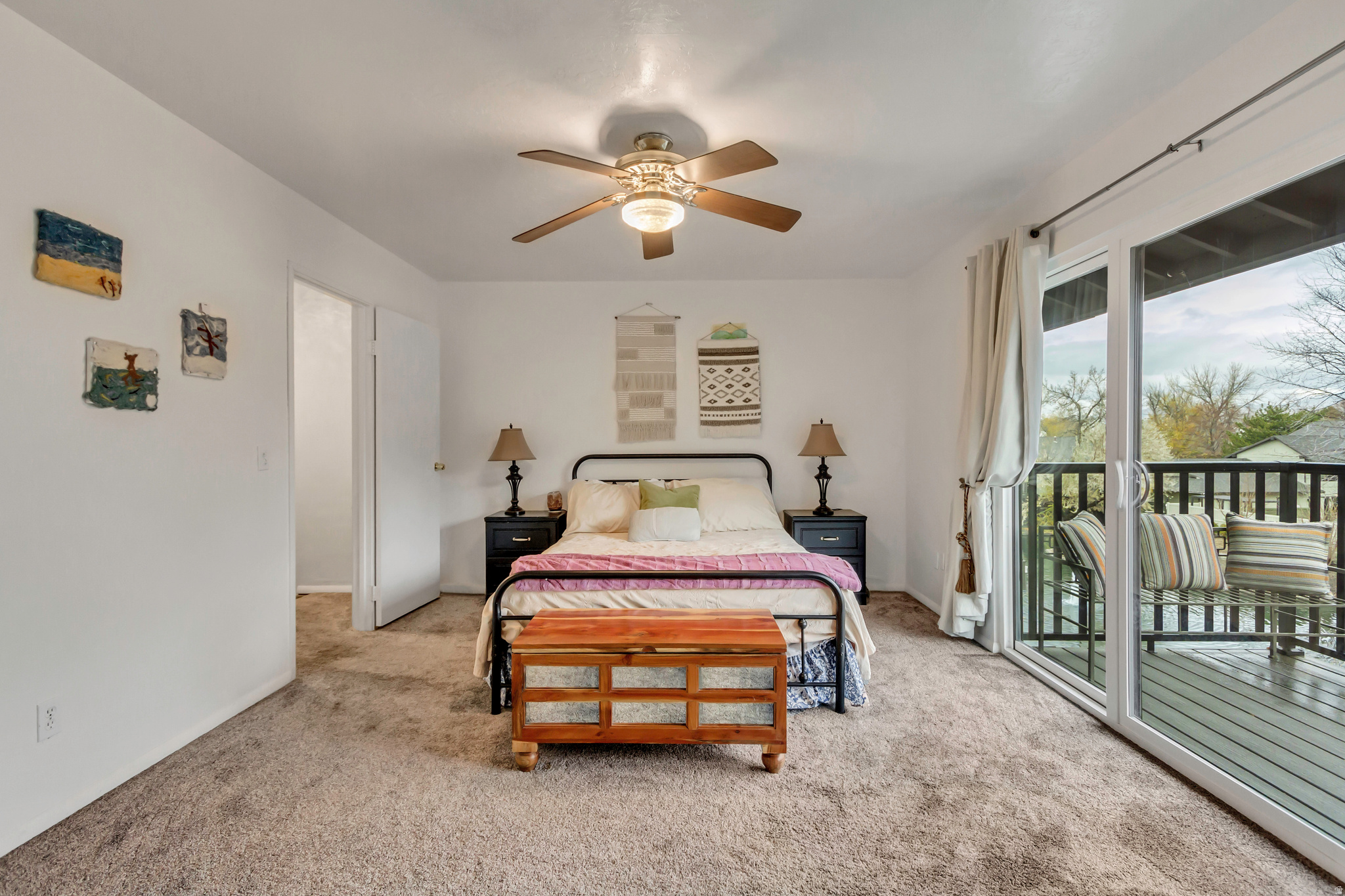 HIDDEN LAKE CONDM - Residential