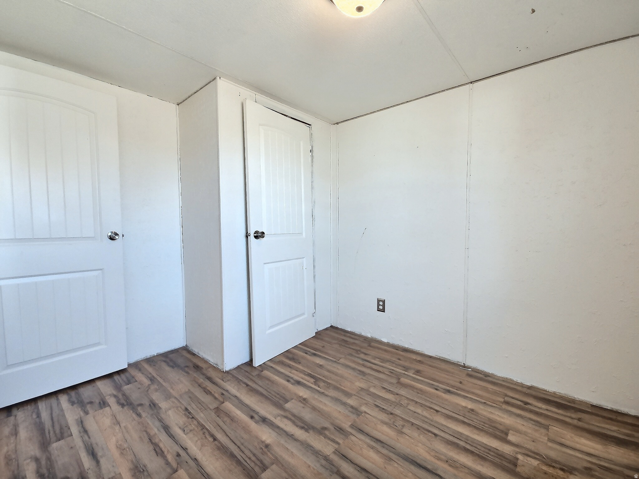 THE COVE AT ASHLEY CREEK - Residential