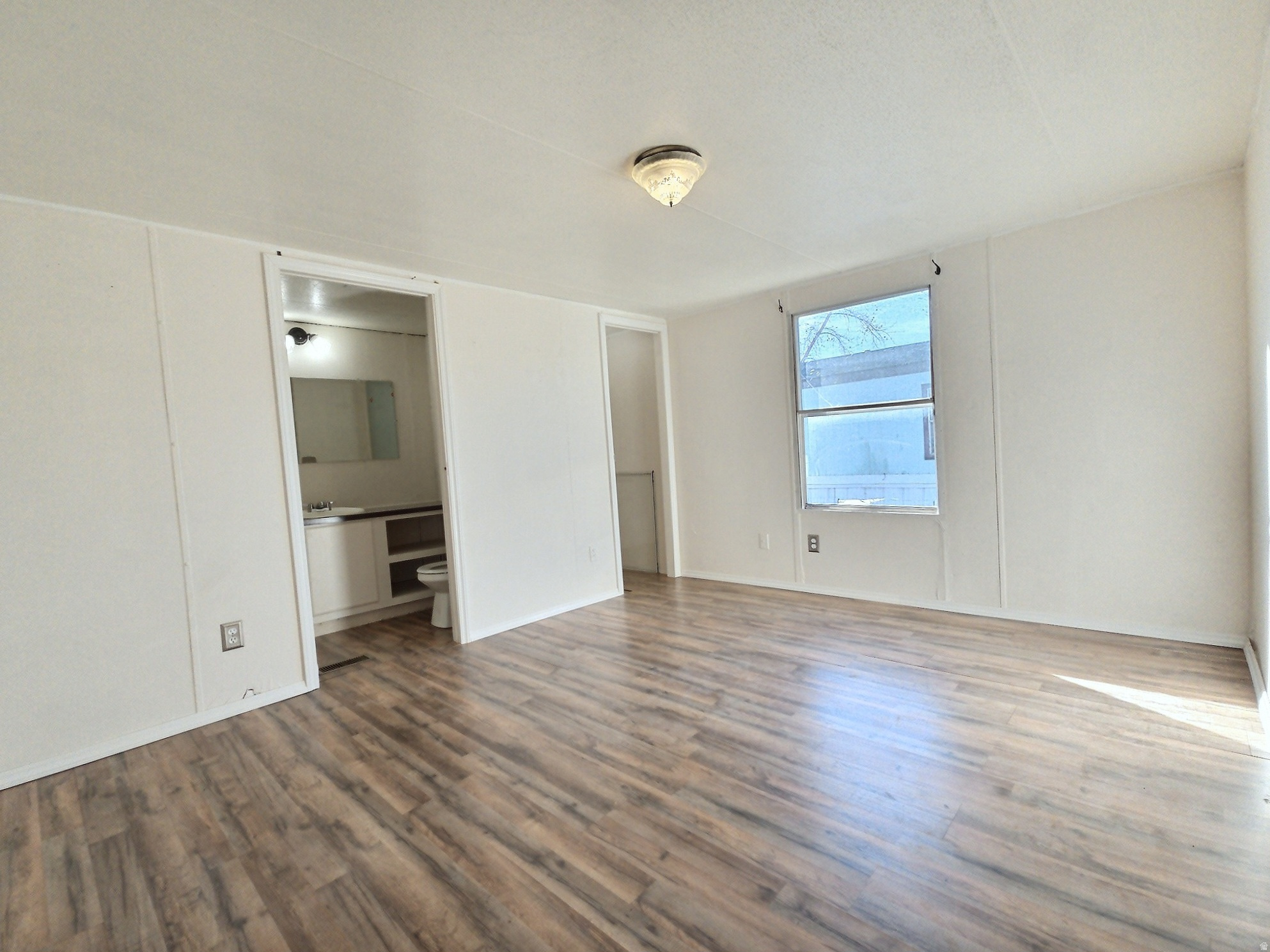 THE COVE AT ASHLEY CREEK - Residential