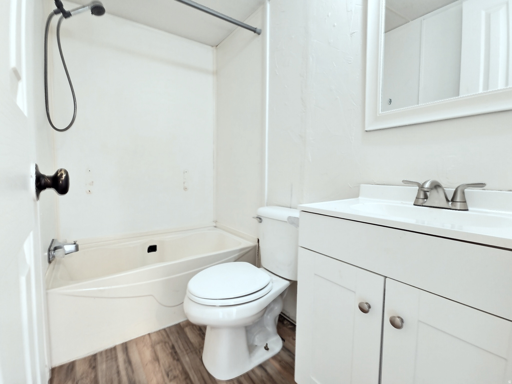 THE COVE AT ASHLEY CREEK - Residential