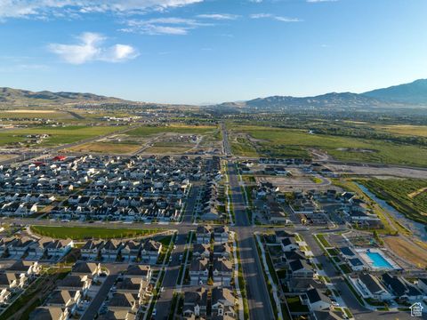 Tiny photo for 104 N RIVERSIDE DR #113, Saratoga Springs, UT 84045 (MLS # 2117430)