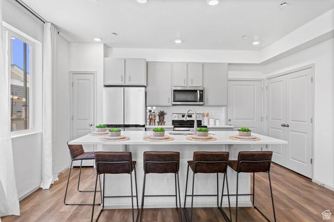 Tiny photo for 104 N RIVERSIDE DR #113, Saratoga Springs, UT 84045 (MLS # 2117430)