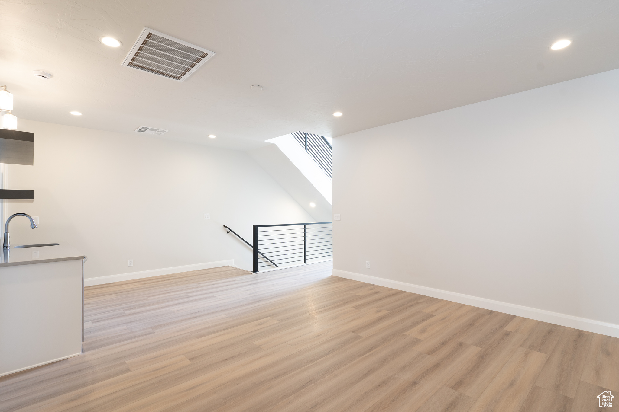 ATKINVILLE TOWNHOMES AT DESERT COLOR - Residential