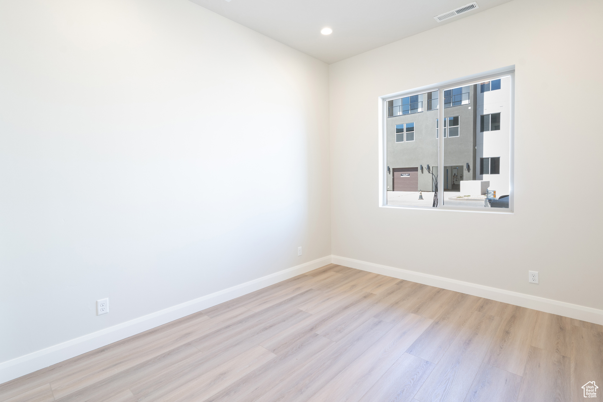 ATKINVILLE TOWNHOMES AT DESERT COLOR - Residential