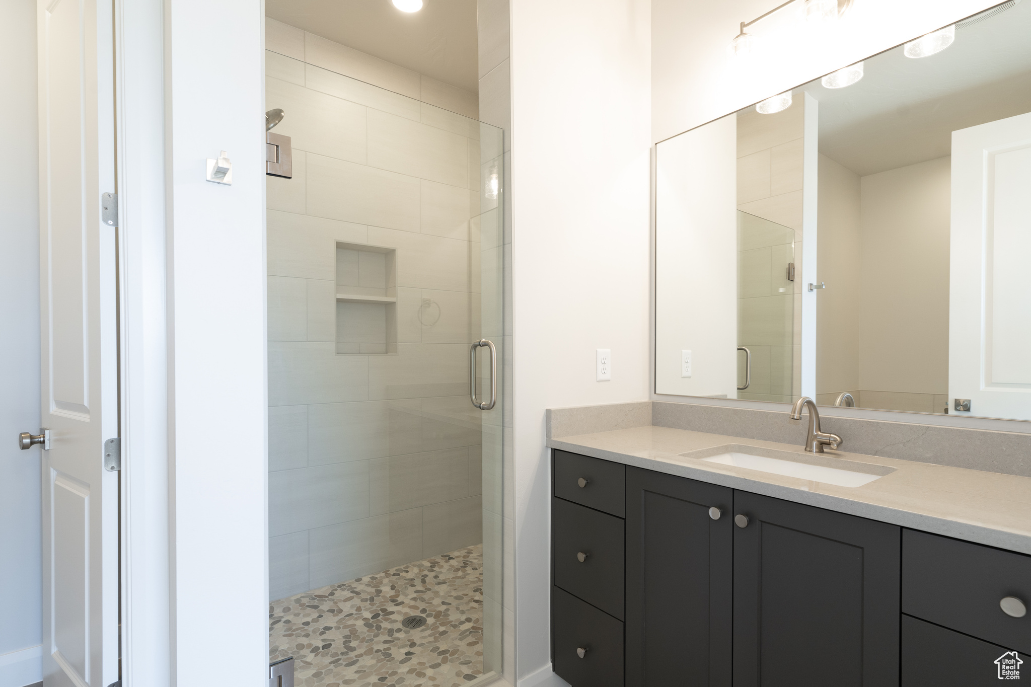 ATKINVILLE TOWNHOMES AT DESERT COLOR - Residential