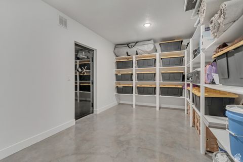 Tiny photo for 325 S AUTUMN BLAZE CIR, Woodland Hills, UT 84653 (MLS # 2094793)