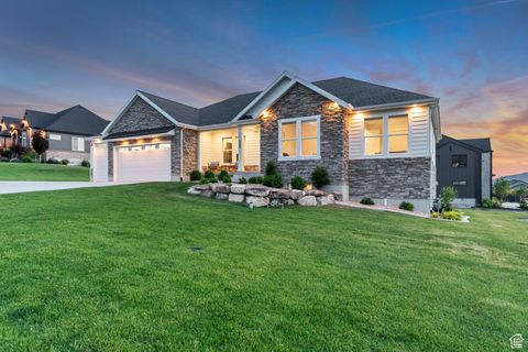 Tiny photo for 325 S AUTUMN BLAZE CIR, Woodland Hills, UT 84653 (MLS # 2094793)