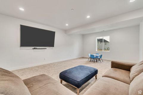 Tiny photo for 325 S AUTUMN BLAZE CIR, Woodland Hills, UT 84653 (MLS # 2094793)