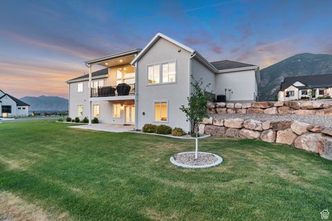 Tiny photo for 325 S AUTUMN BLAZE CIR, Woodland Hills, UT 84653 (MLS # 2094793)