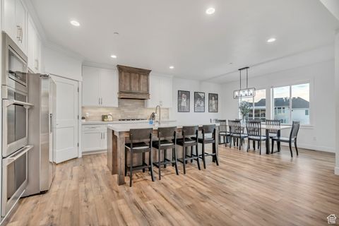 Tiny photo for 325 S AUTUMN BLAZE CIR, Woodland Hills, UT 84653 (MLS # 2094793)