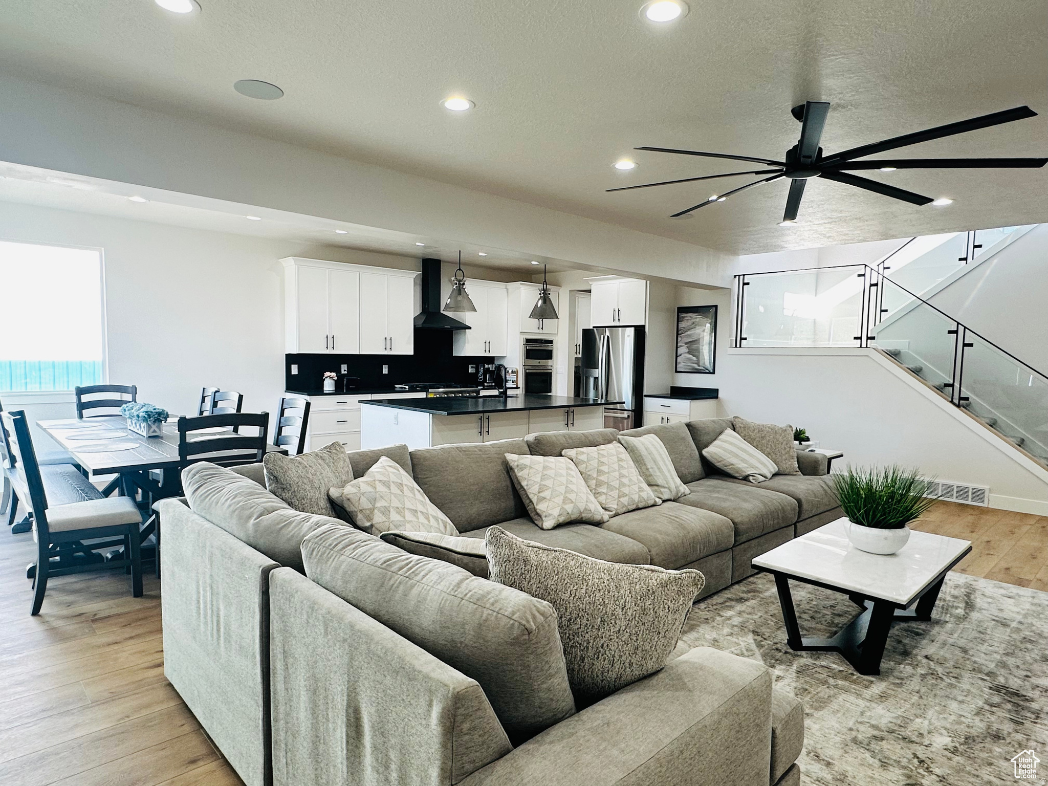 GOLF COURSE 4 - Residential