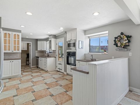 Tiny photo for 11356 S RICK CIR, South Jordan, UT 84095 (MLS # 2169724)