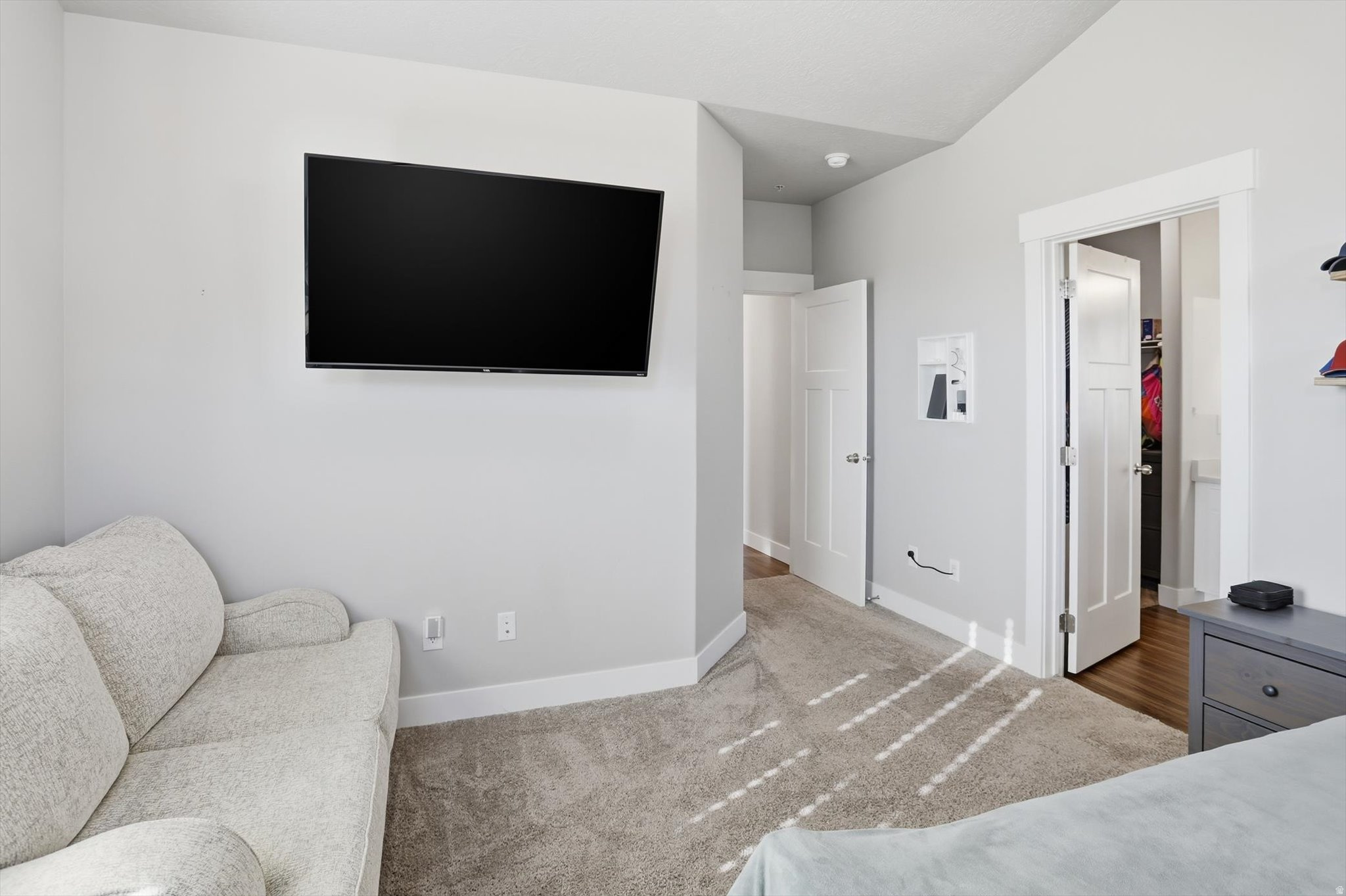 LAKE FRONT - Residential