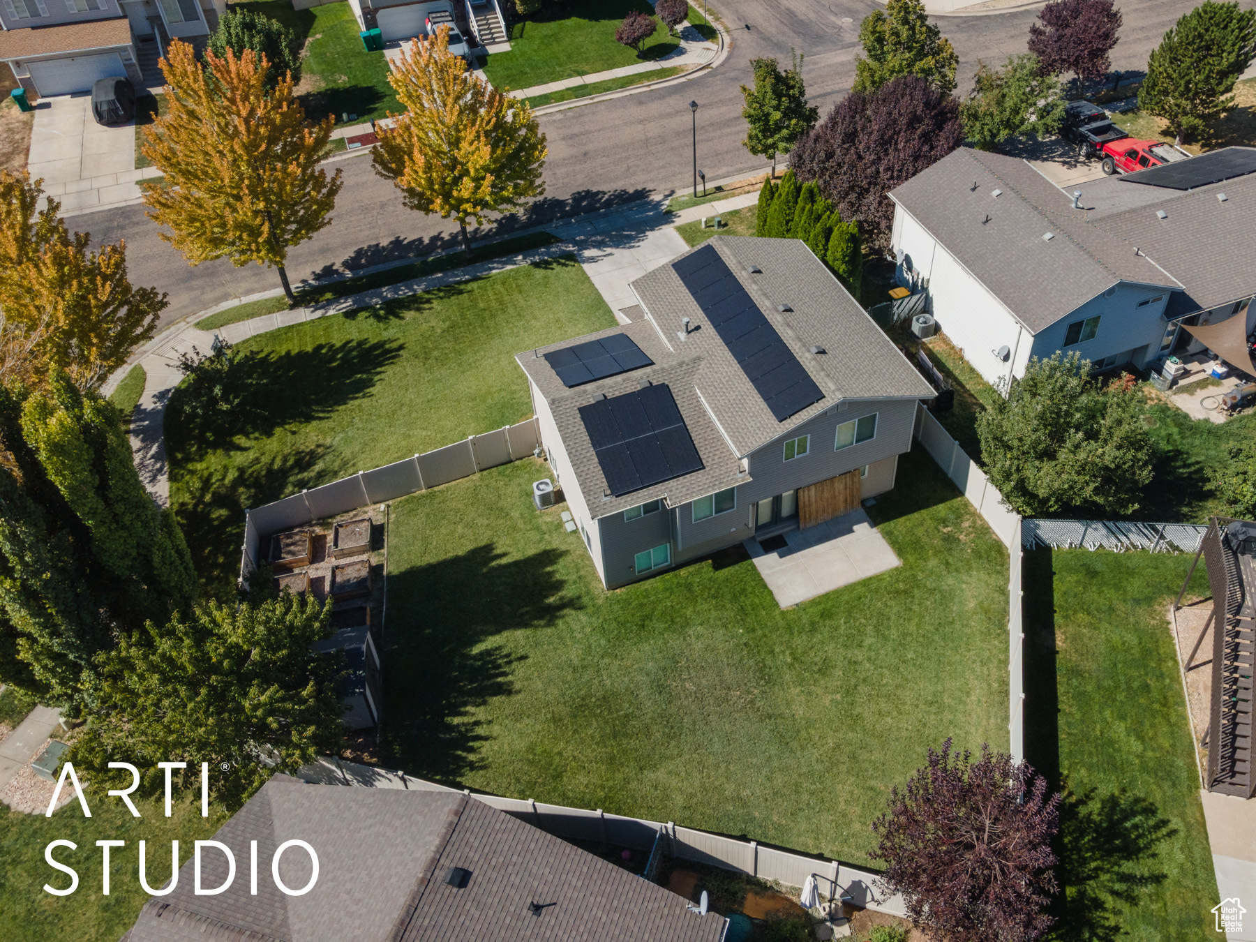 WEST PARK VILLAGE PL - Residential