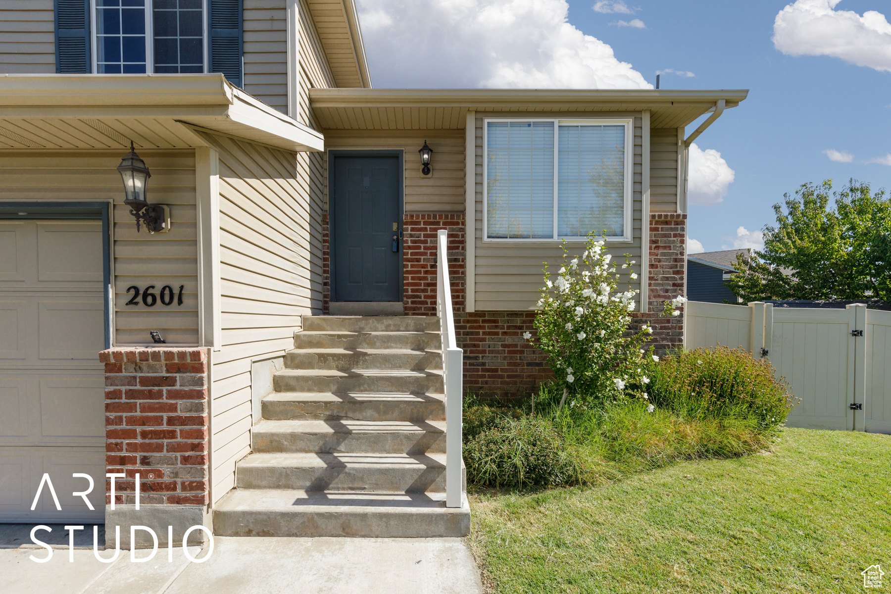 WEST PARK VILLAGE PL - Residential