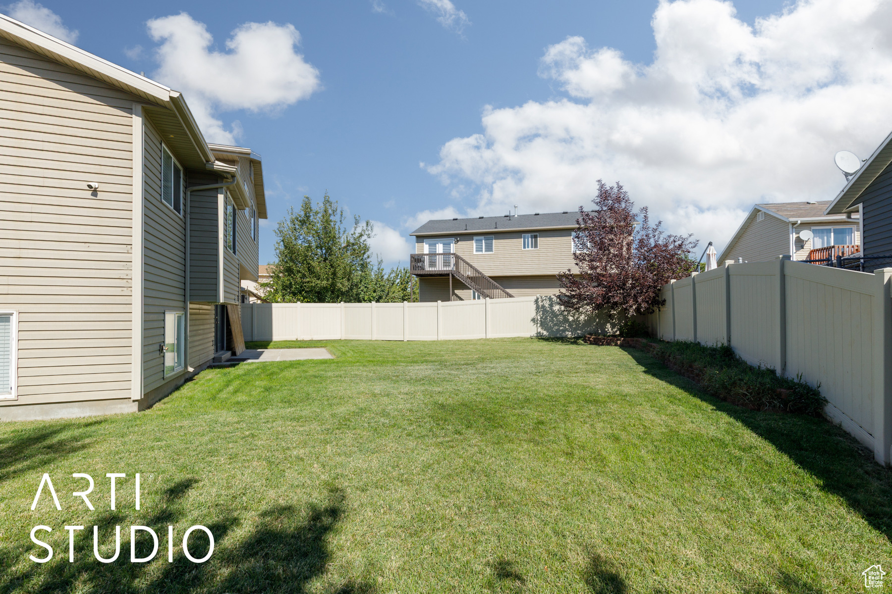 WEST PARK VILLAGE PL - Residential