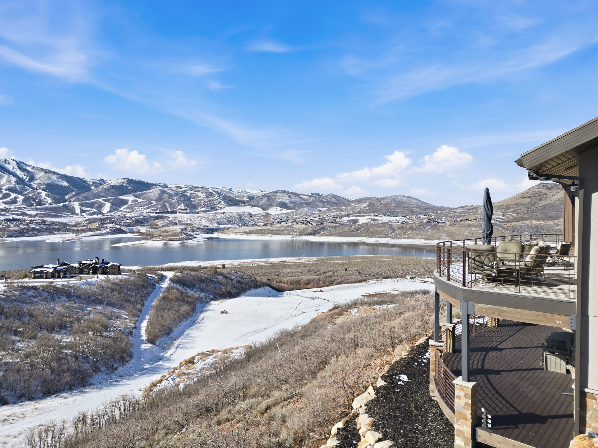 HIDEOUT/SILVER SKY - Residential