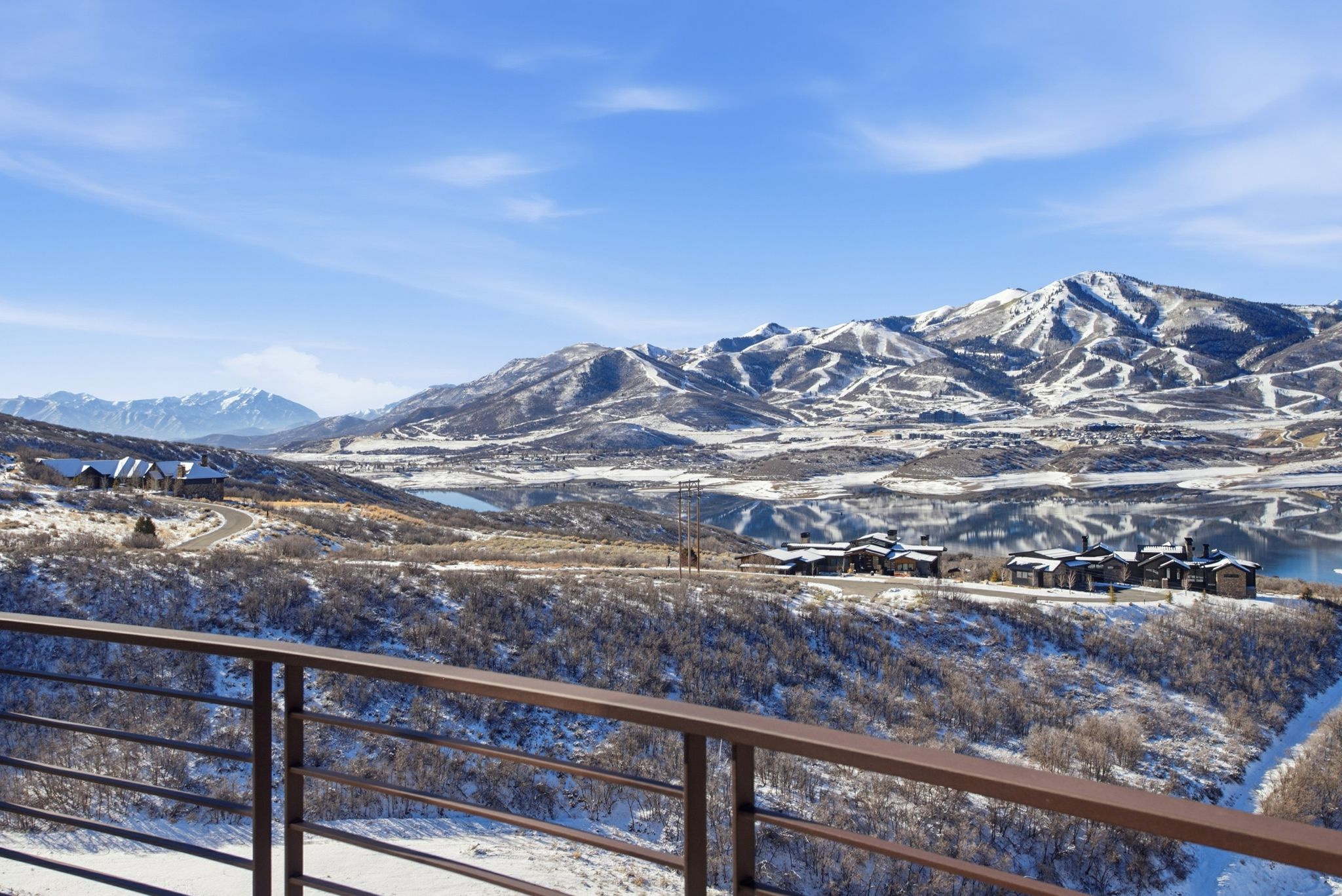 HIDEOUT/SILVER SKY - Residential