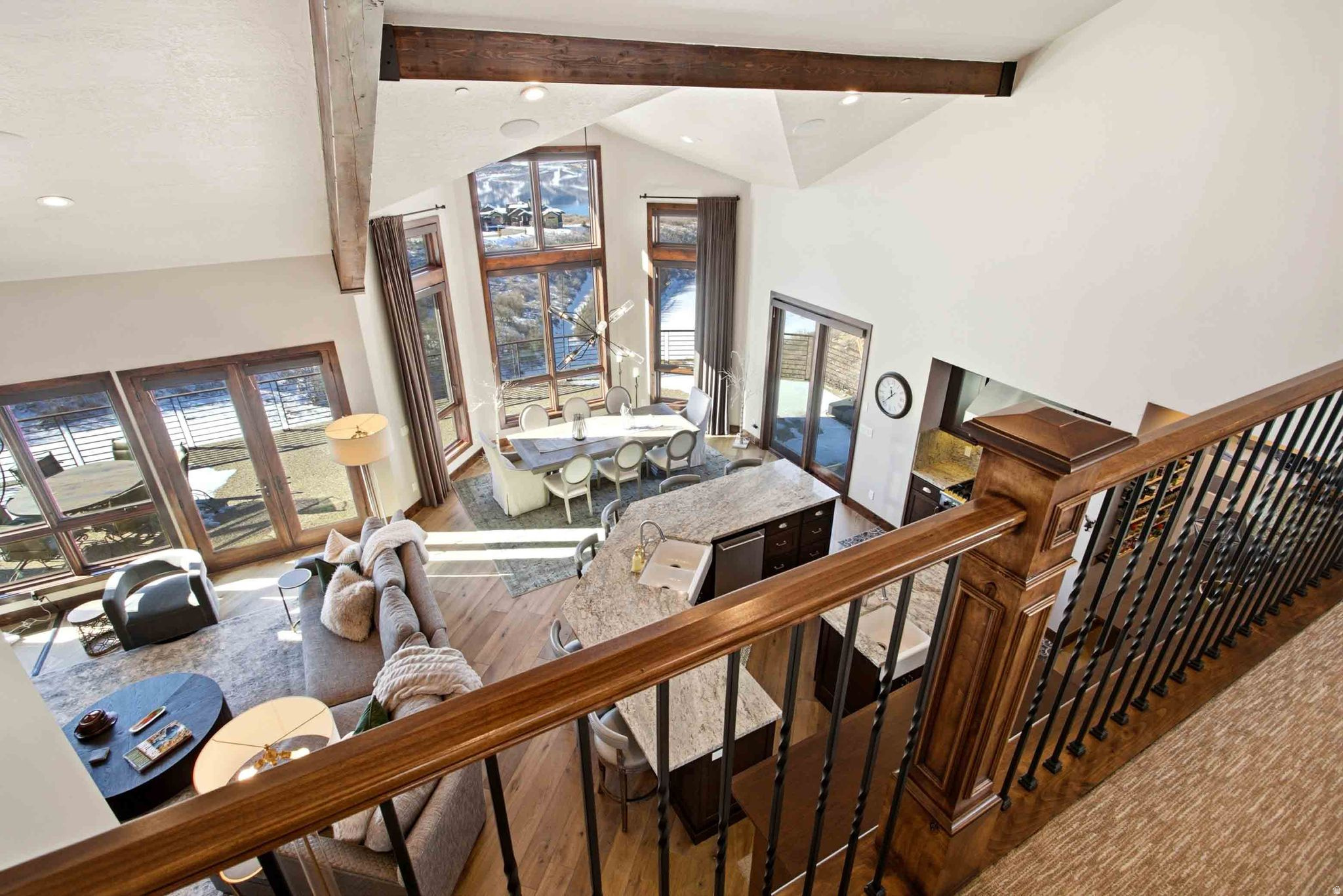 HIDEOUT/SILVER SKY - Residential