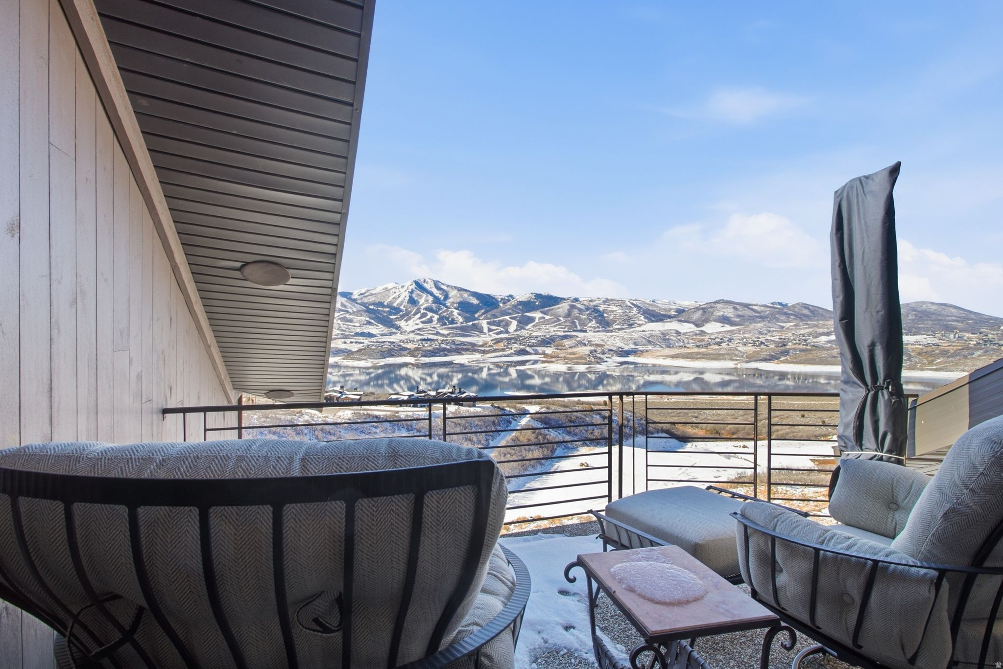 HIDEOUT/SILVER SKY - Residential