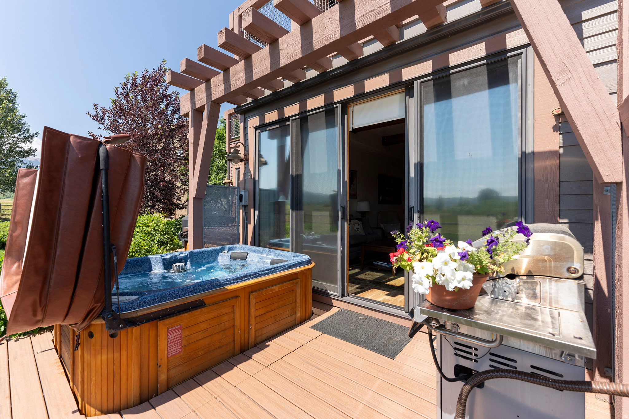 NEWPARK TOWNHOMES - Residential