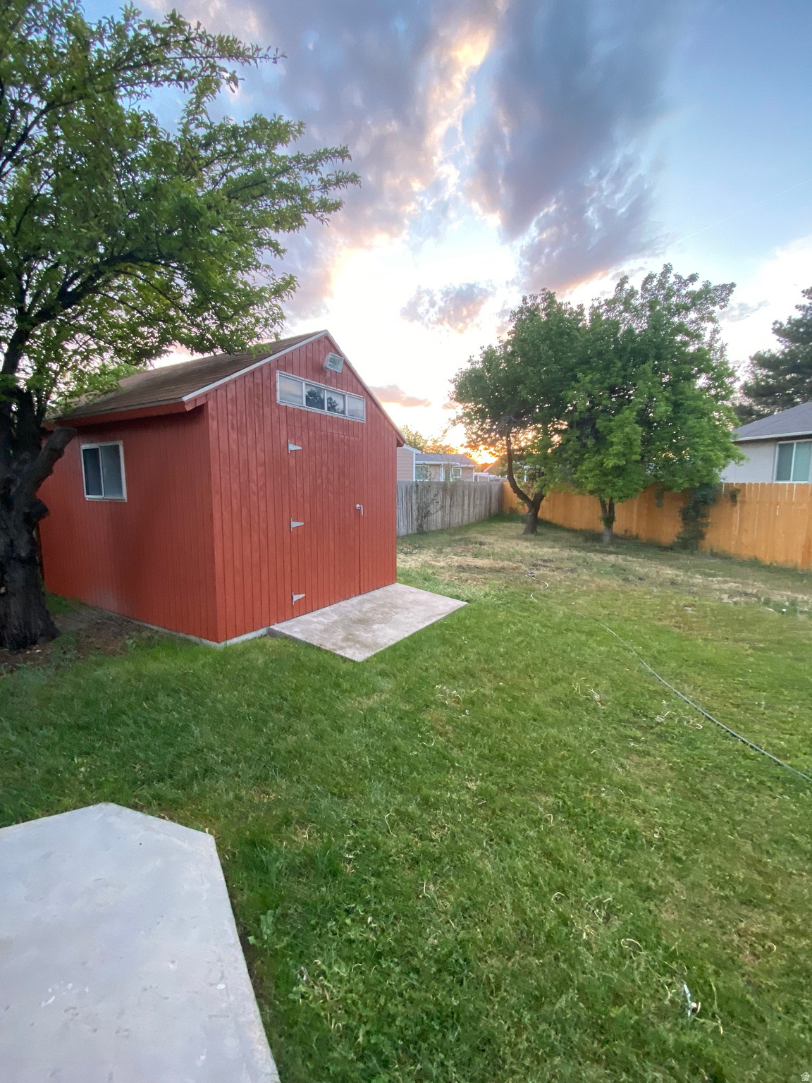 WILLOW RUN PARK - Residential
