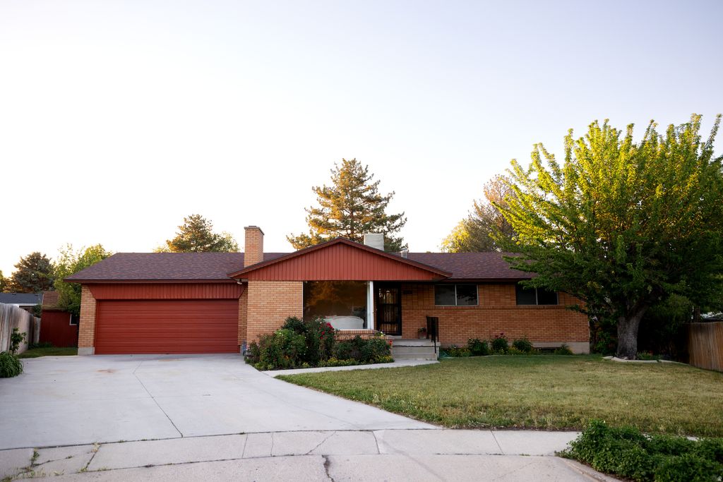 Photo of 3642 W 4785 S, Taylorsville, UT 84123 (MLS # 2157211)