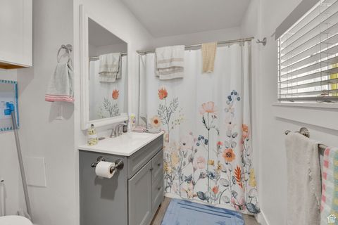 Tiny photo for 75 S 500 E, Pleasant Grove, UT 84062 (MLS # 2113959)