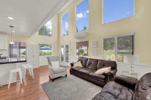 Tiny photo for 75 S 500 E, Pleasant Grove, UT 84062 (MLS # 2113959)