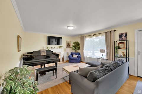 Tiny photo for 75 S 500 E, Pleasant Grove, UT 84062 (MLS # 2113959)