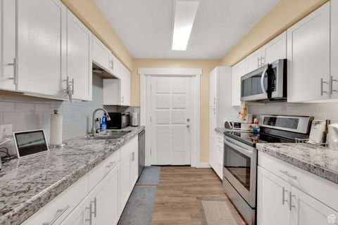 Tiny photo for 75 S 500 E, Pleasant Grove, UT 84062 (MLS # 2113959)
