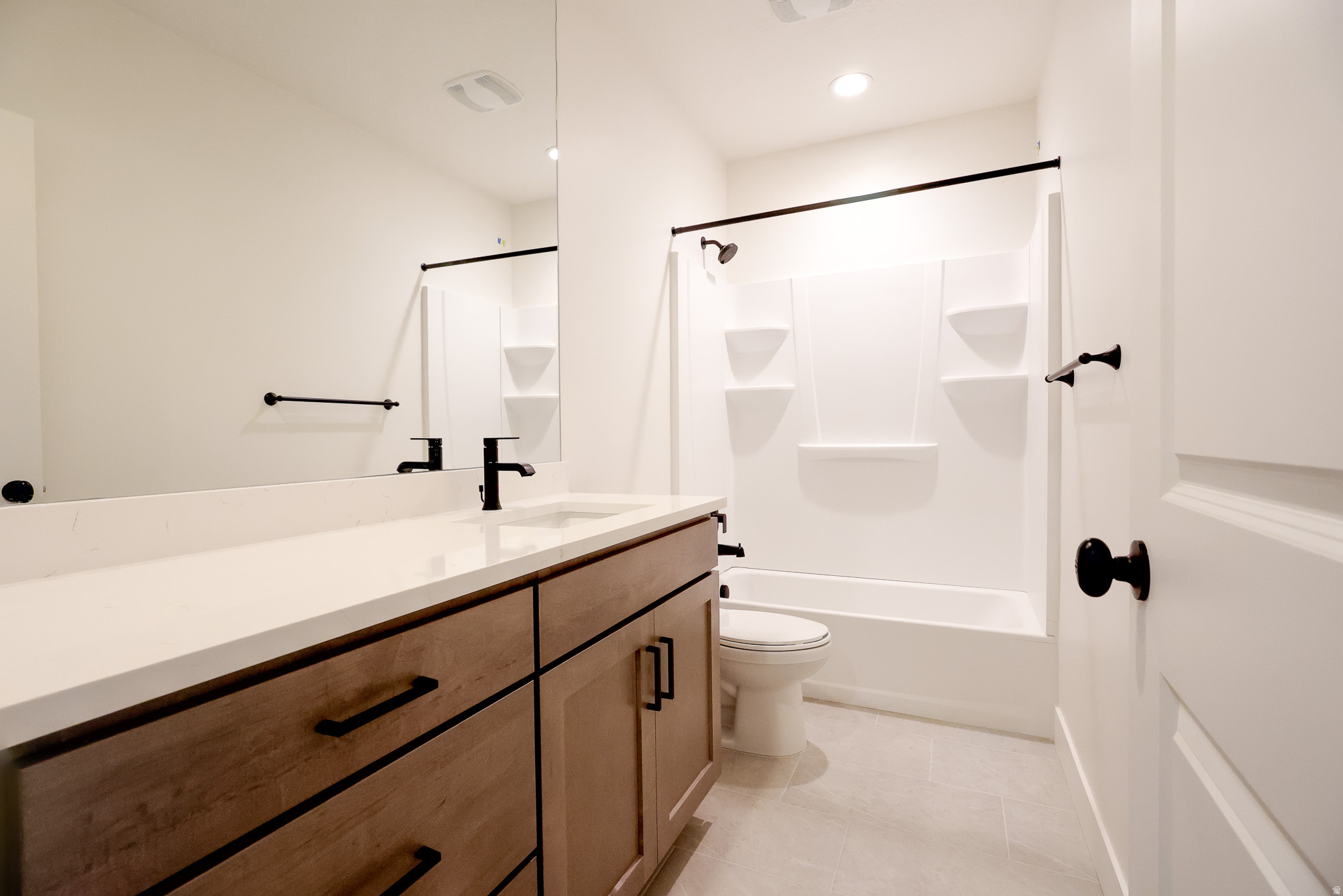 DAYBREAK - Residential