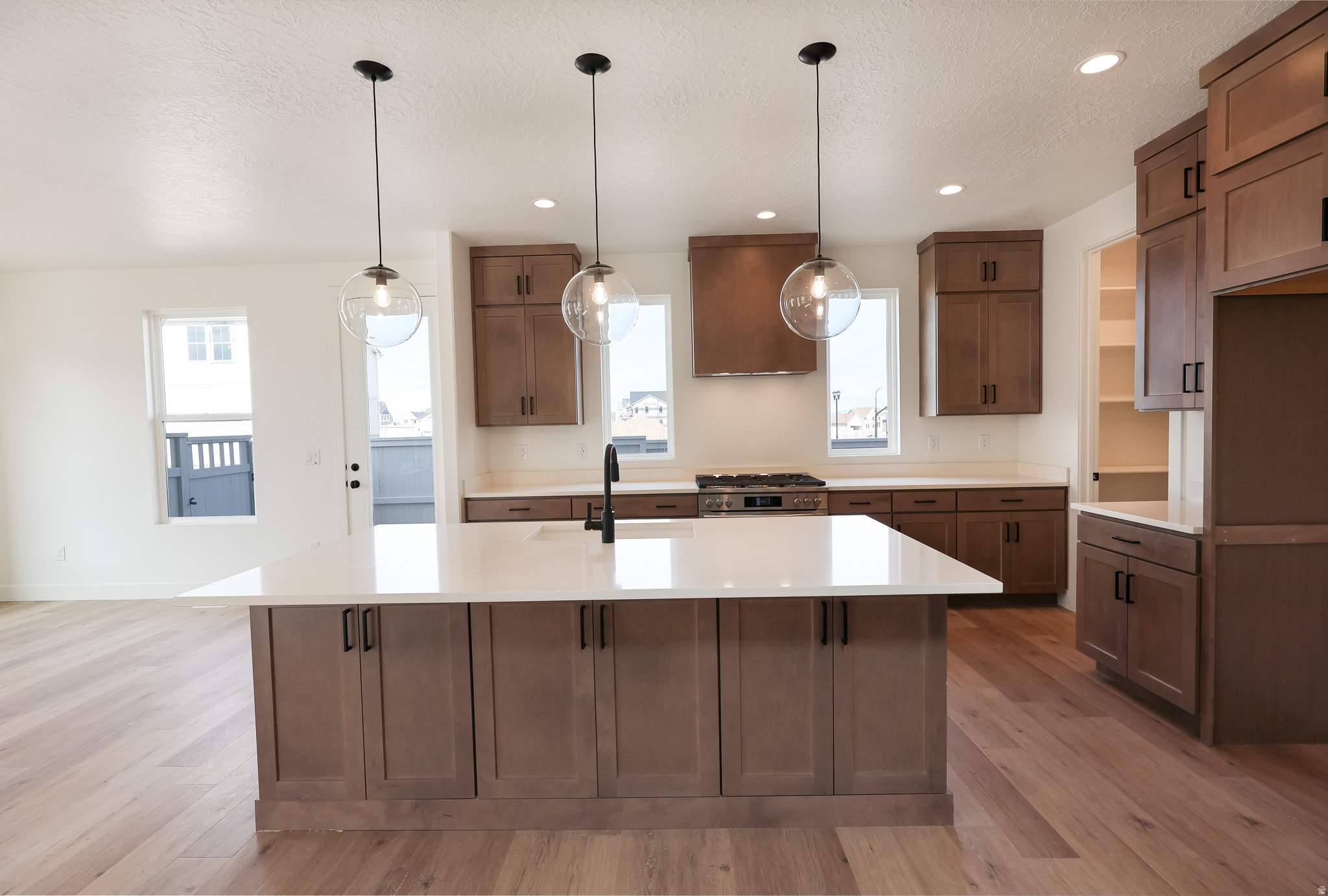 DAYBREAK - Residential