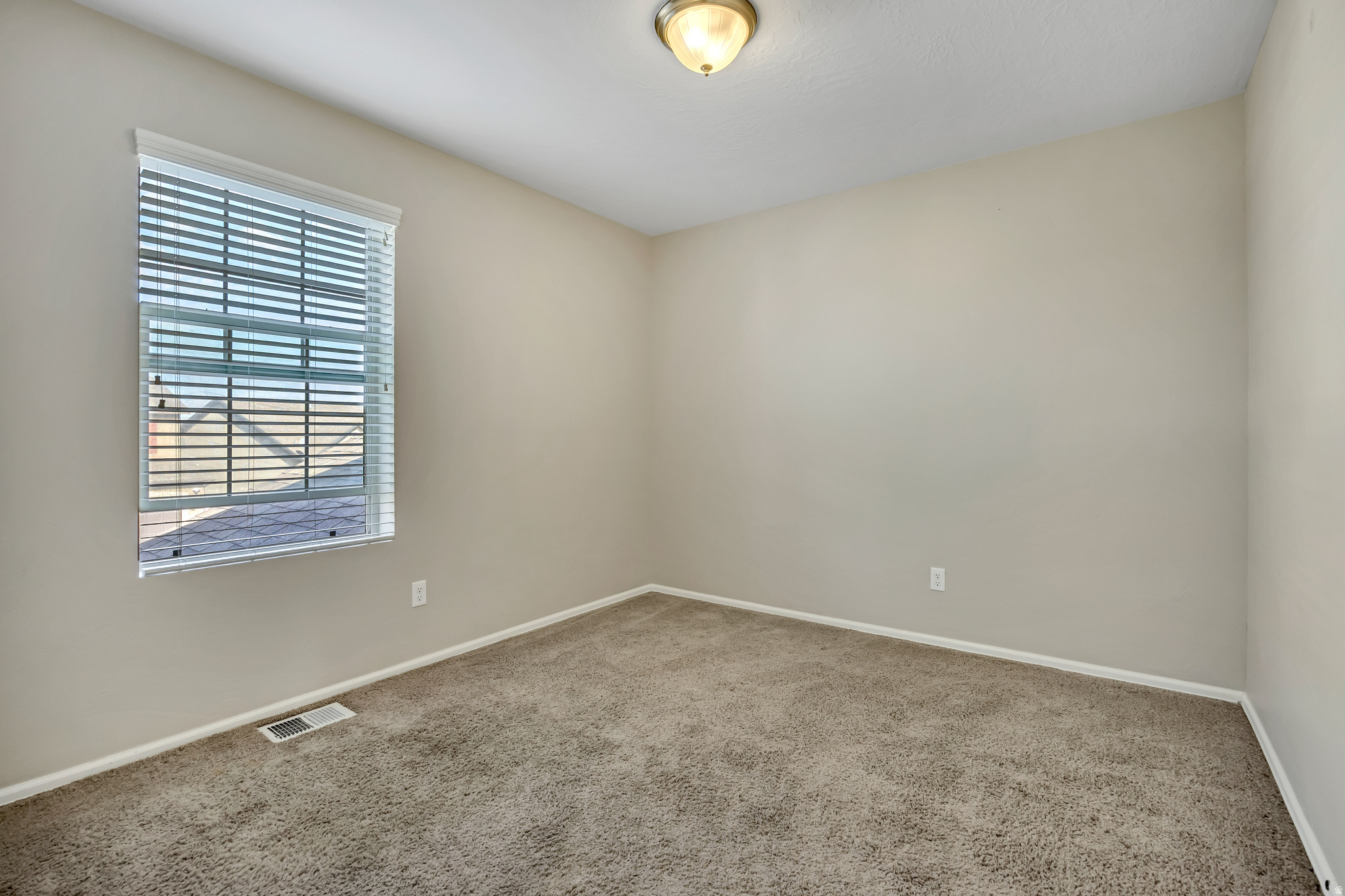 GREY HAWK - Residential