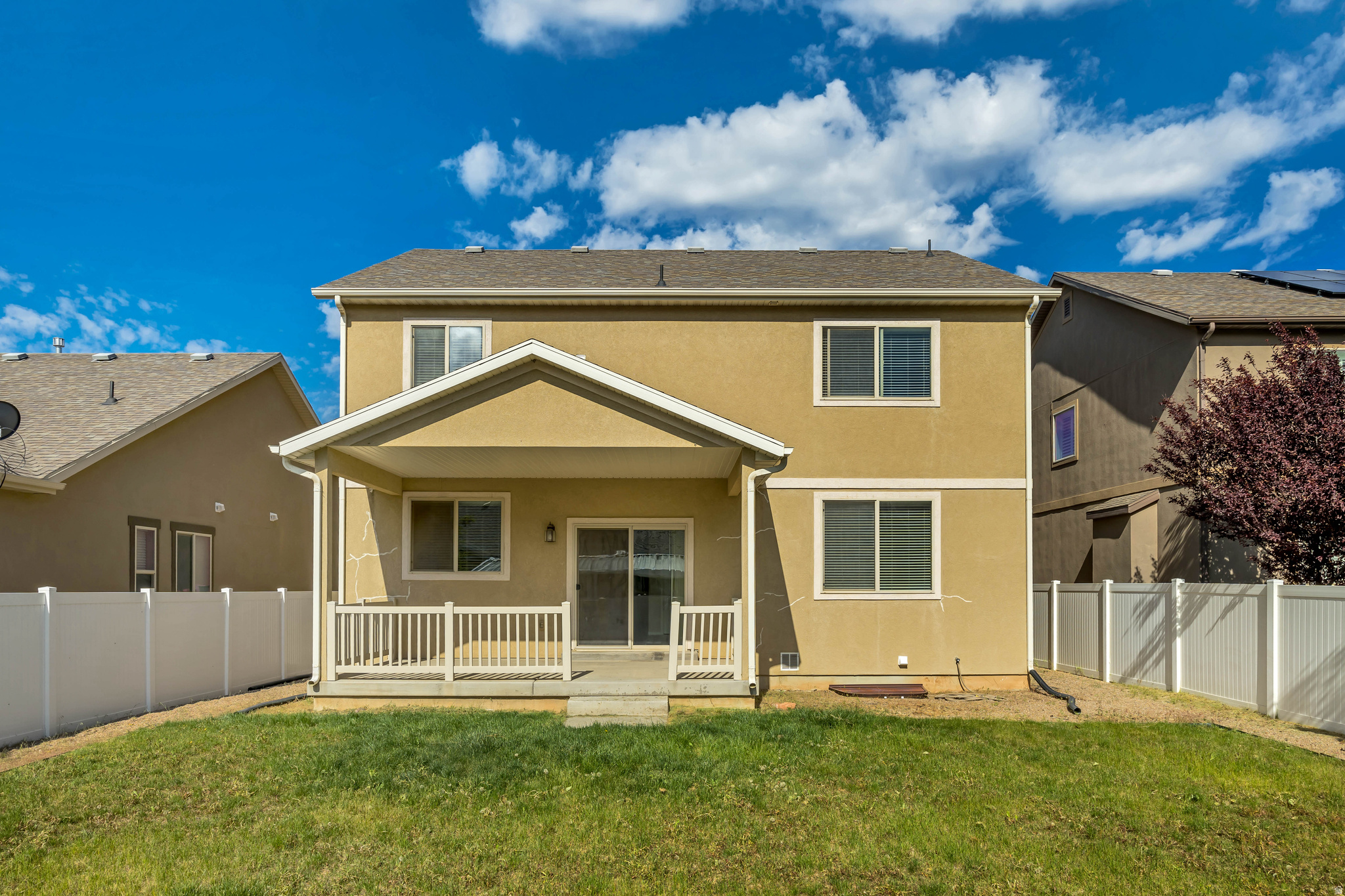 GREY HAWK - Residential