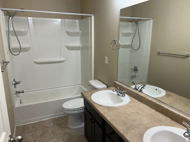 GREY HAWK - Residential