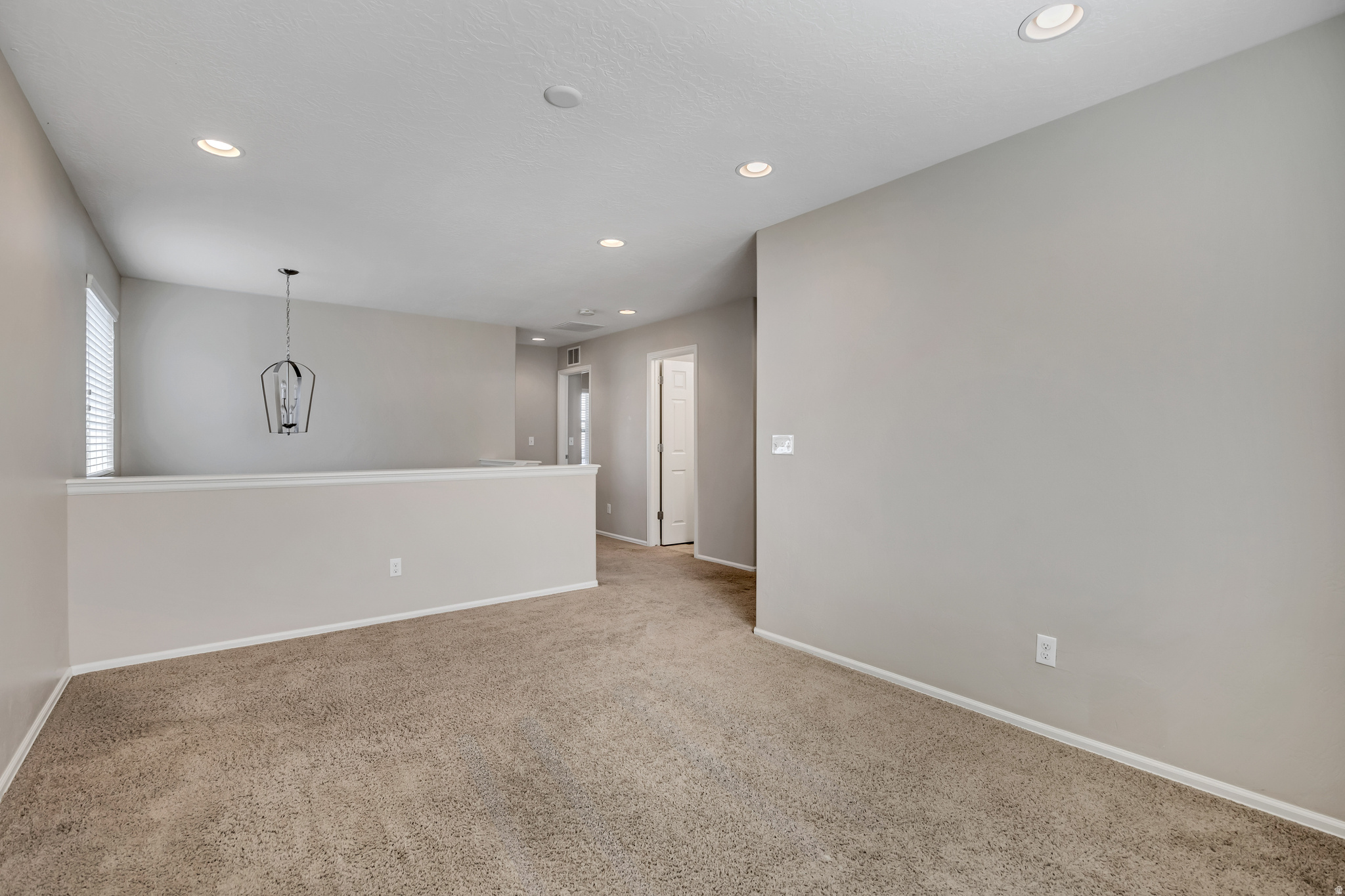 GREY HAWK - Residential