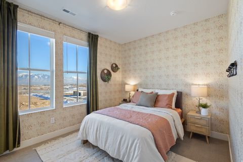 Tiny photo for 7224 S GRAVEL CROSS WAY E #191, West Jordan, UT 84081 (MLS # 2132141)