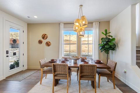 Tiny photo for 7224 S GRAVEL CROSS WAY E #191, West Jordan, UT 84081 (MLS # 2132141)