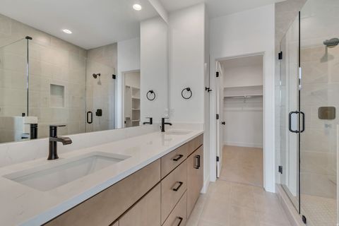 Tiny photo for 7224 S GRAVEL CROSS WAY E #191, West Jordan, UT 84081 (MLS # 2132141)