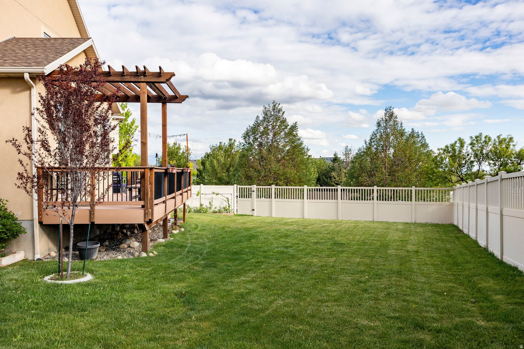 HIGHLAND HILLS - Residential